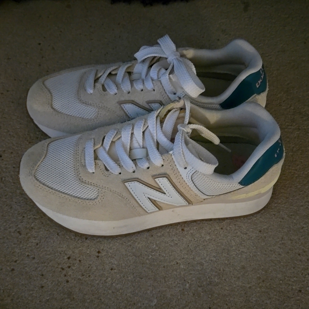 New Balance 574